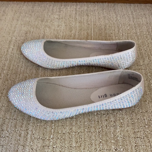 ✨ madden girl Tazzor flats with crystals - Picture 2 of 5